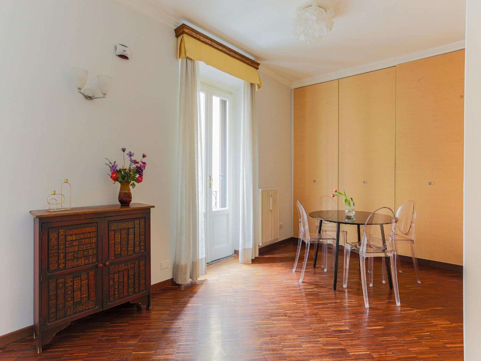 The Best Rent - Spacious One-Bedroom Apartment Near The Columns Of San Lorenzo Milán Exteriér fotografie