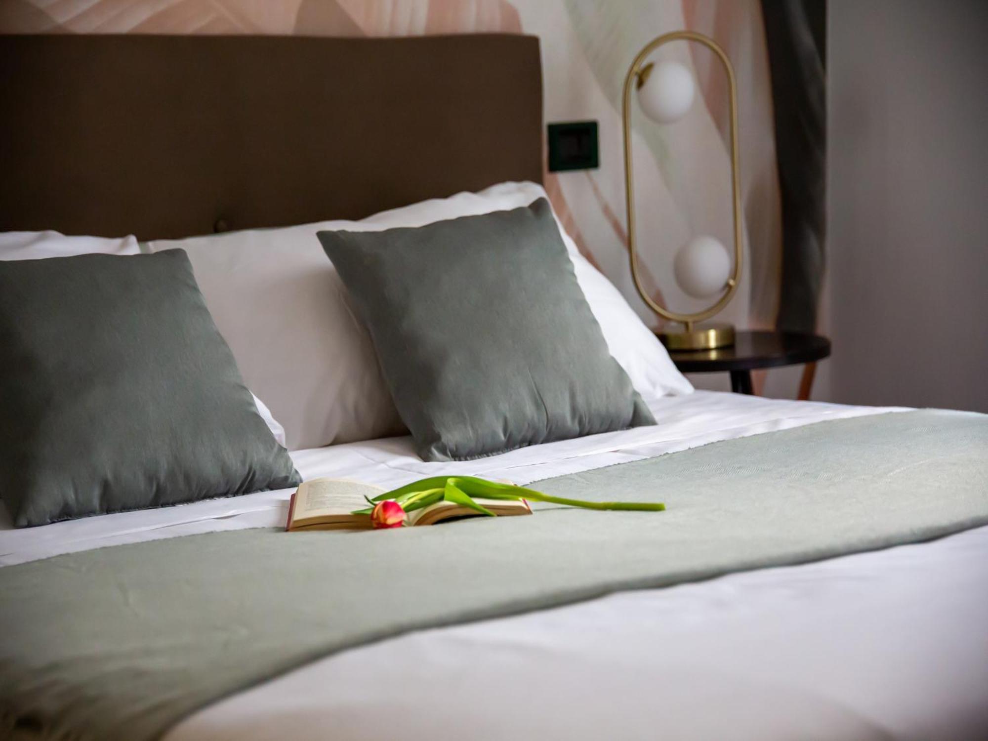 The Best Rent - Spacious One-Bedroom Apartment Near The Columns Of San Lorenzo Milán Exteriér fotografie